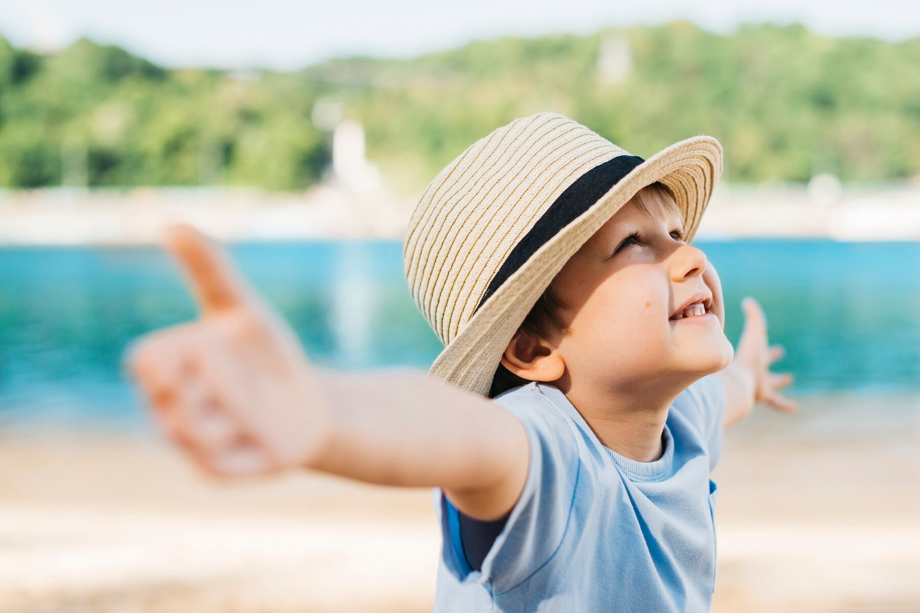 Bambini in vacanza e in salute: mare, montagna o campeggio?