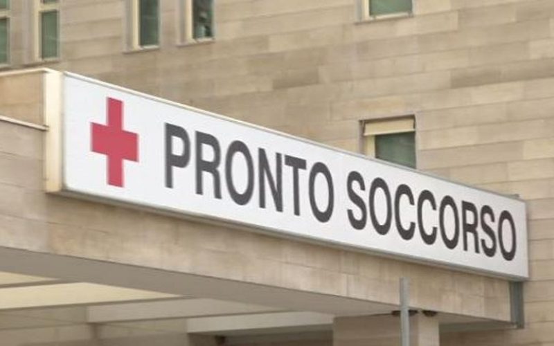 Situazione critica nei Pronto Soccorso: “Migliaia in attesa di ricovero”